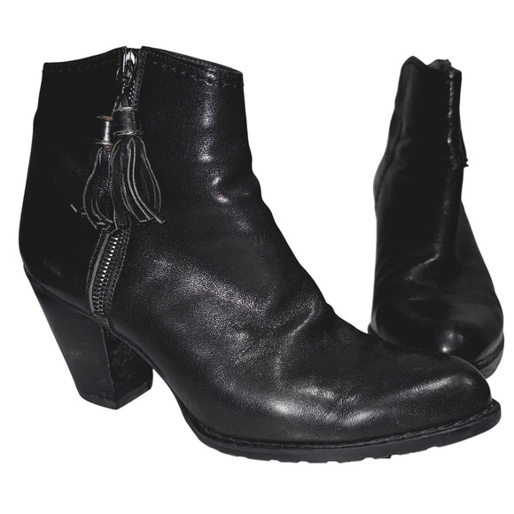 Stuart Weitzman Black Leather Tassel Side Zip Ankle Booties Block Heel Size 7 - Picture 1 of 12